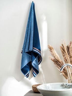 Zest Moonlight Blue Bath Towel