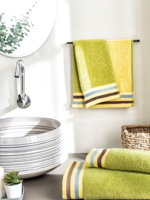 Zest Green Lemon Hand Towel