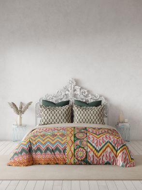 Paisley Charm