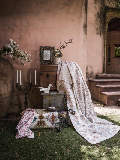 5 Ways to Go Vintage with Victorian Home Decor this Winter